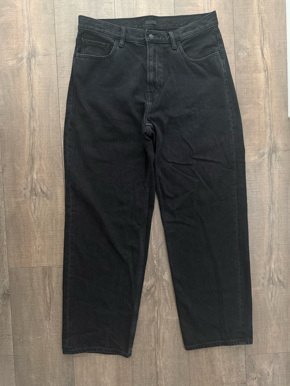 Uniqlo Black Baggy Jeans- Mens